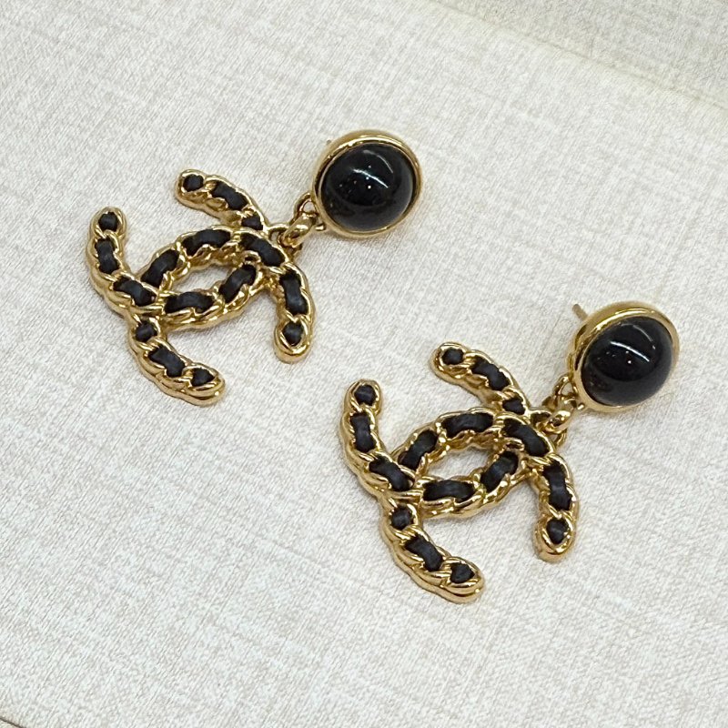 CHANEL - 高級手工坊皮穿鍊雙C耳環-4