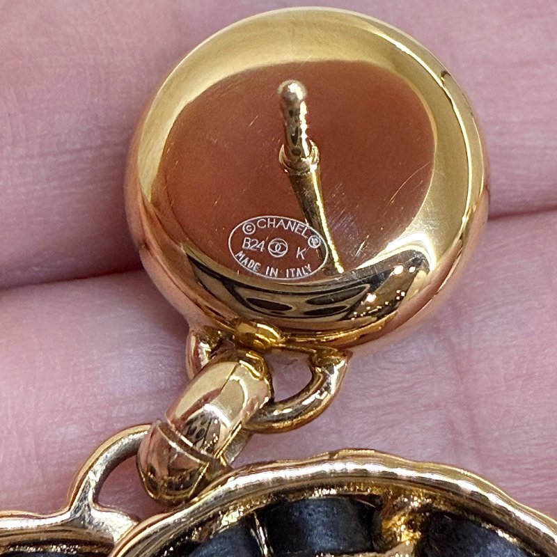 CHANEL - 高級手工坊皮穿鍊雙C耳環-6