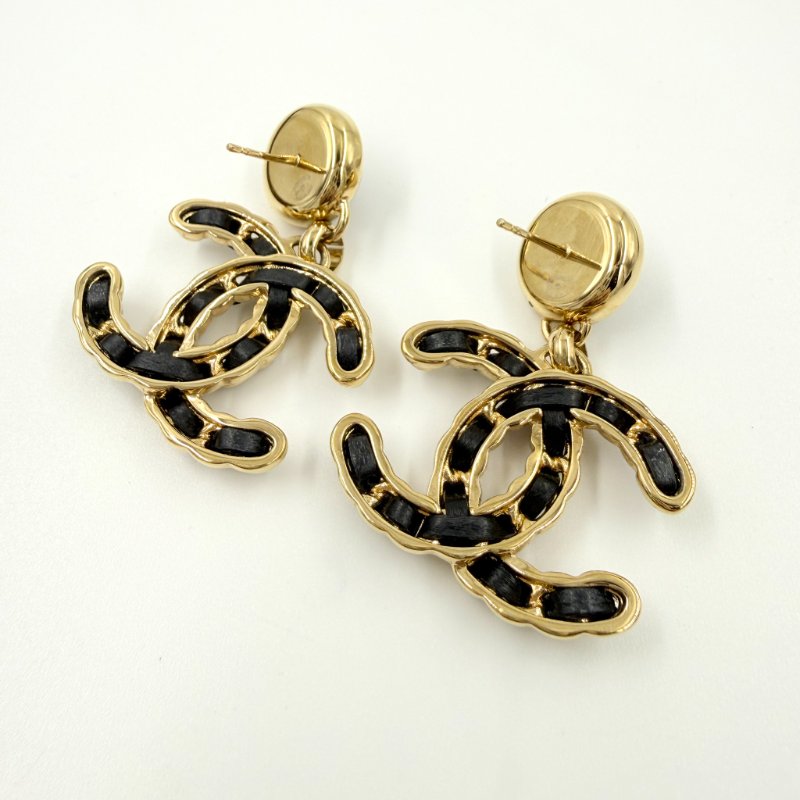 CHANEL - 高級手工坊皮穿鍊雙C耳環-7