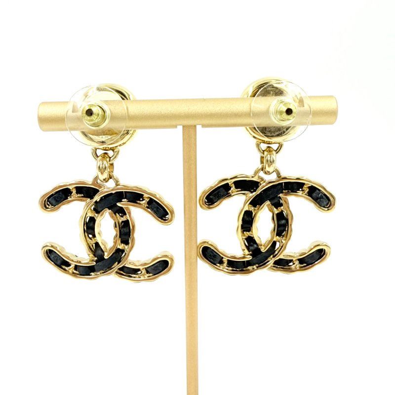 CHANEL - 高級手工坊皮穿鍊雙C耳環-10