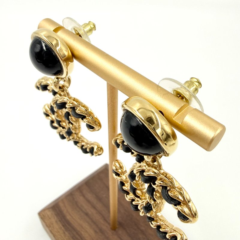 CHANEL - 高級手工坊皮穿鍊雙C耳環-11