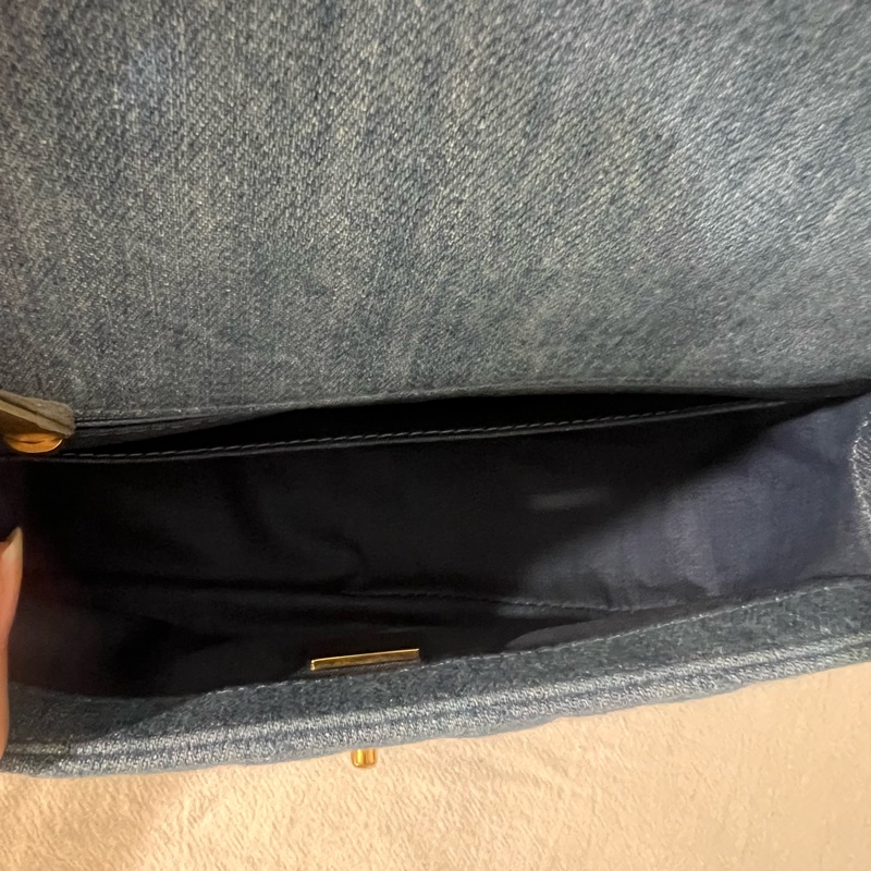 ෆ Chanel牛仔金球🈶購證-13