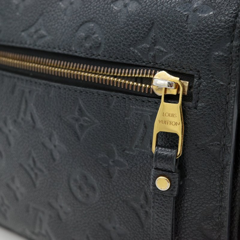 LV Pochette 黑色牛皮壓紋郵差包🤍-5