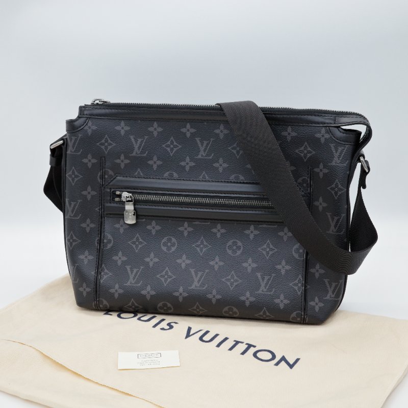 近新品 💫🌟 Louis Vuitton LV 路易威登 Odyssey 黑武士 肩背包 斜背包 郵差包-0