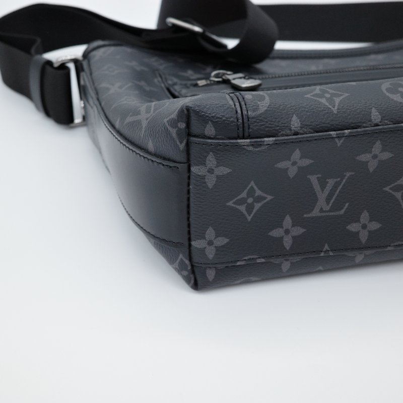 近新品 💫🌟 Louis Vuitton LV 路易威登 Odyssey 黑武士 肩背包 斜背包 郵差包-5