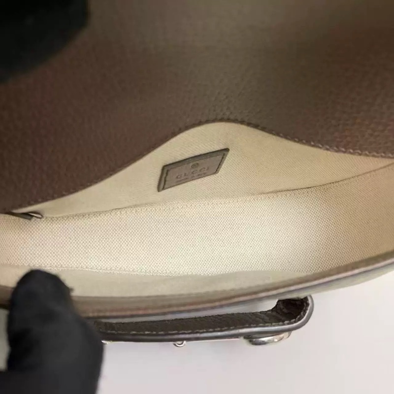 Gucci 馬銜扣1955 Horsebit 斜肩雙肩帶 斜挎包Gucci 馬銜扣1955 Horsebit 斜肩雙肩帶 斜挎包-4