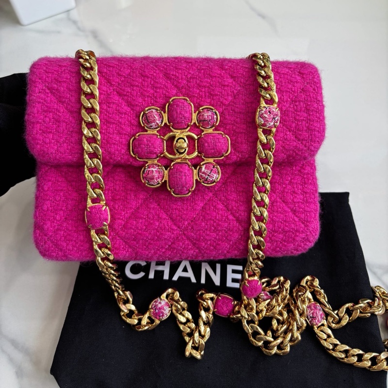 【近新閒置品】香奈兒Chanel 22K玫粉色粗花毛呢口蓋包 芯片款-1
