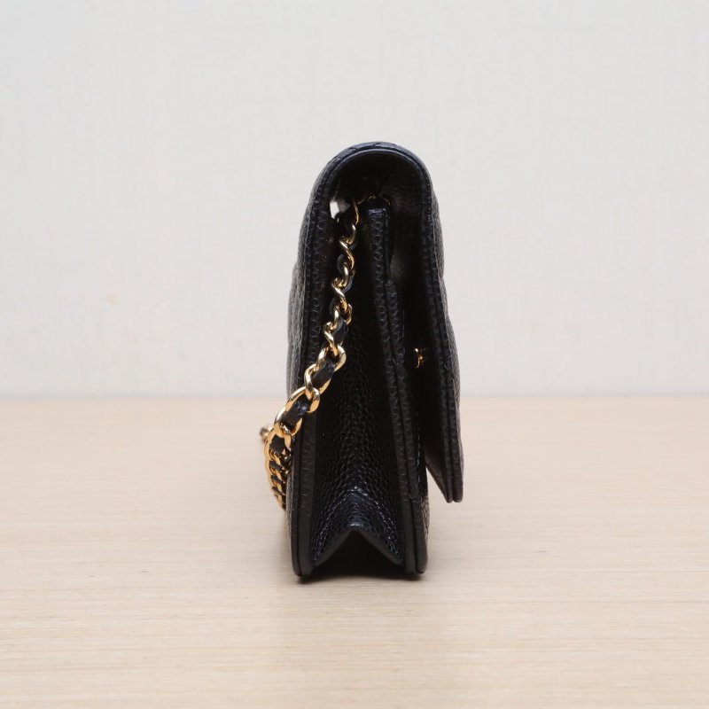 CHANEL CFWOC19黑色荔枝牛皮晶片開金扣肩背包-3