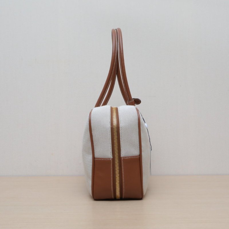 MIU MIU 24SS秀款徽標手提公事包34米白色帆布肩背包-2