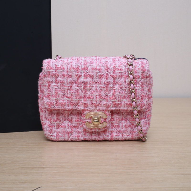 CHANEL 23PCF口蓋包17粉色粗花呢晶片開琺瑯扣琺瑯愛心皮穿鏈肩背包-0