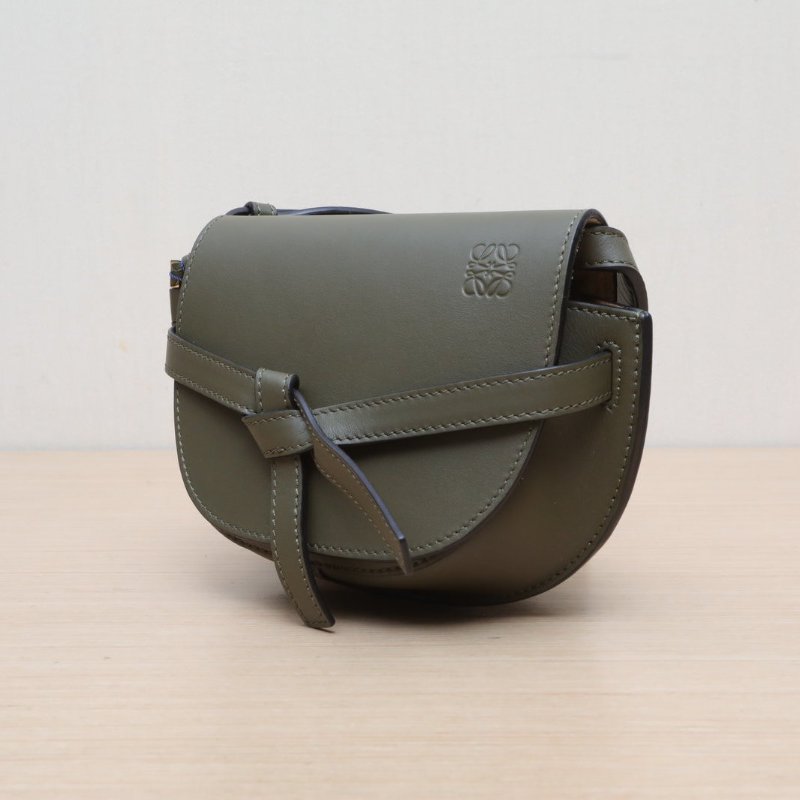 LOEWE Gate馬鞍斜跨包MINIDual寬肩帶綠色牛皮肩背包-3