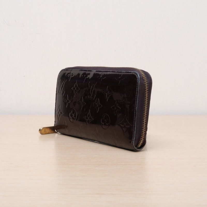 LOUIS VUITTON 酒紅色漆皮2010長款拉鏈錢包肩背包-2