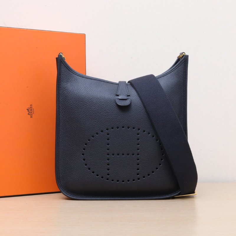 HERMES Evelyne小號293Y軟呢色TC皮B刻金扣肩背包-0