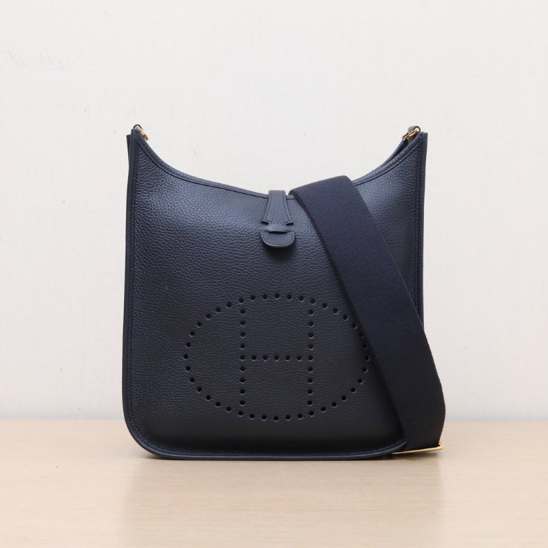 HERMES Evelyne小號293Y軟呢色TC皮B刻金扣肩背包-1