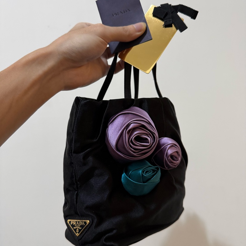 PRADA 緞面迷你手提包 花朵包-7