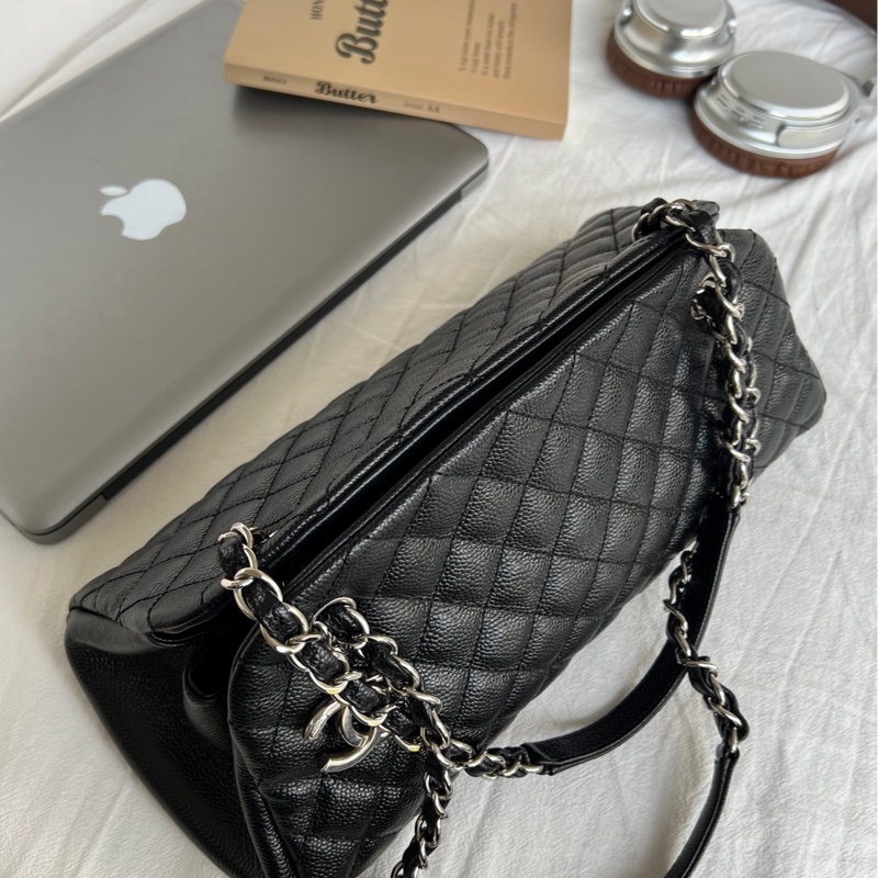 Chanel黑銀魚子醬保齡球-14