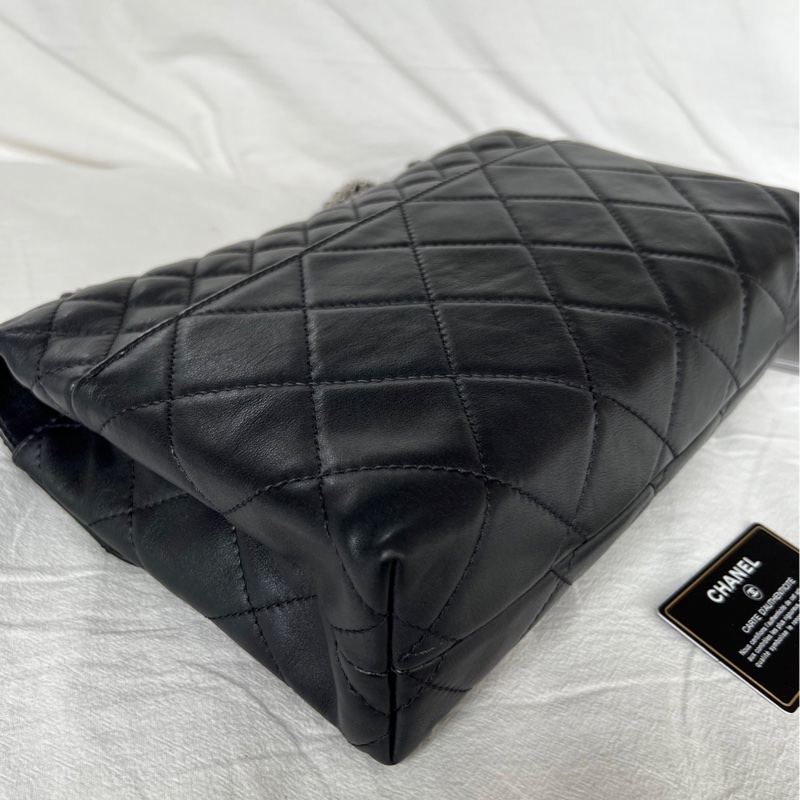 Chanel黑銀牛皮貝嫂公文機場包-9