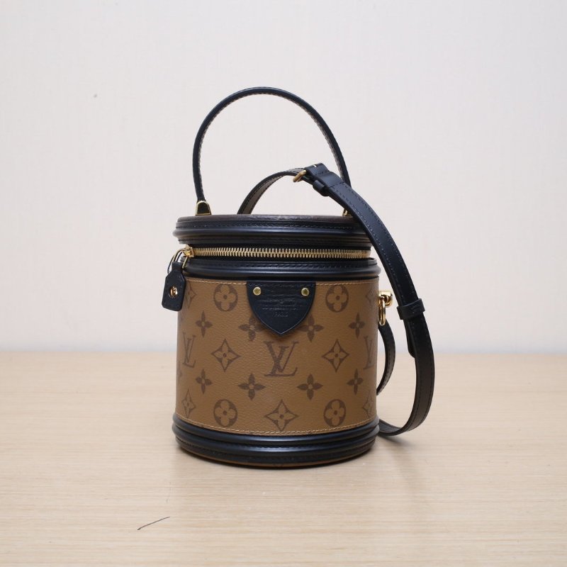 LOUIS VUITTON CANNES圓桶包拼色PVC2019老花肩背包-1