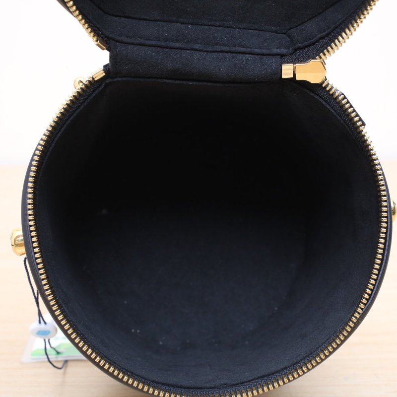 LOUIS VUITTON CANNES圓桶包拼色PVC2019老花肩背包-3