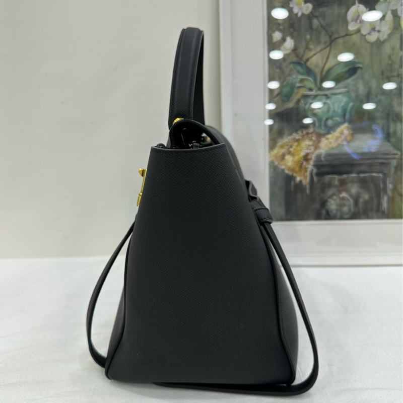 Celine賽琳黑色鯰魚micro肩斜背包-3