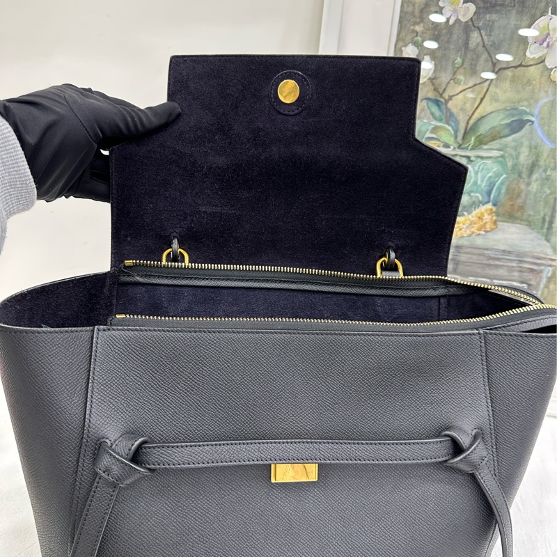 Celine賽琳黑色鯰魚micro肩斜背包-6