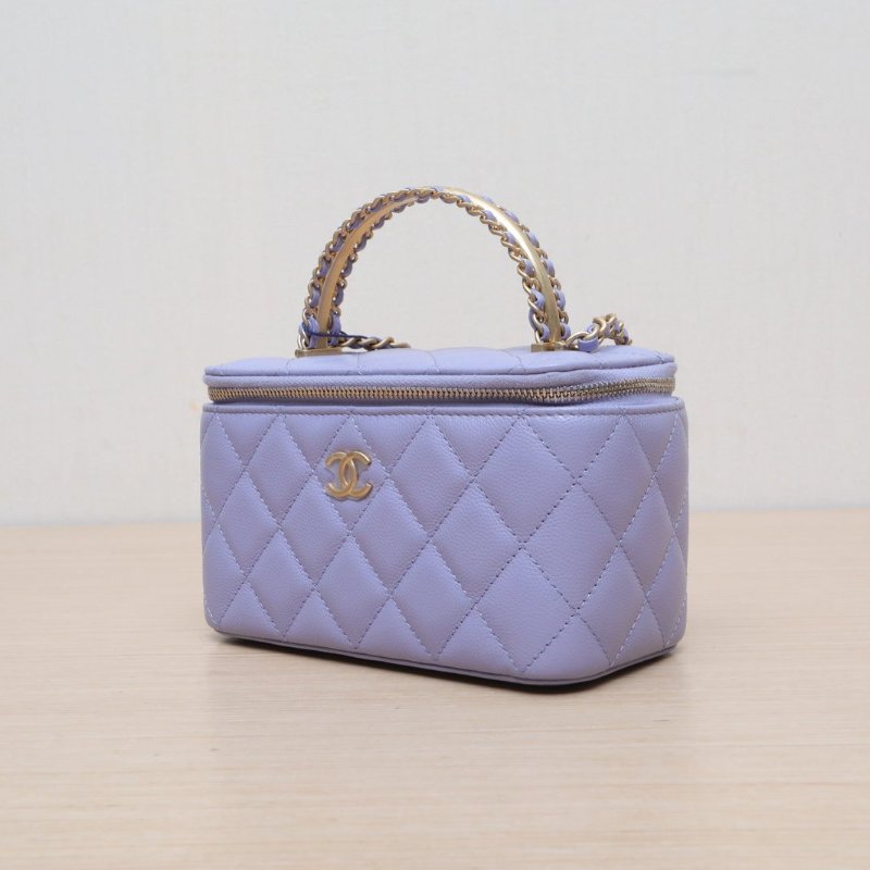 CHANEL 24A手提長盒子化妝包帶鏡子紫色荔枝牛皮鐳射標金扣菱格紋雙皮穿拼金屬字母手柄肩背包-3