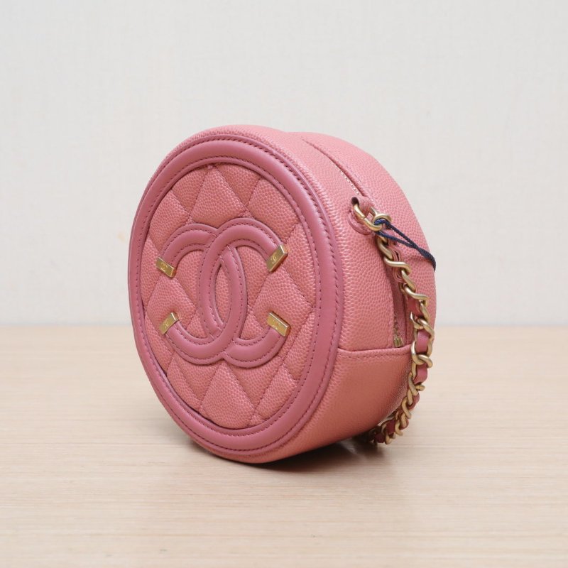 CHANEL 圓餅包雙C大LOGO粉色荔枝牛皮28開金扣肩背包-2