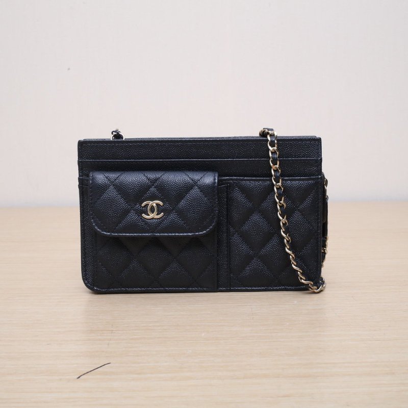 CHANEL 黑色荔枝牛皮29開淺金扣cargowoc包肩背包-1