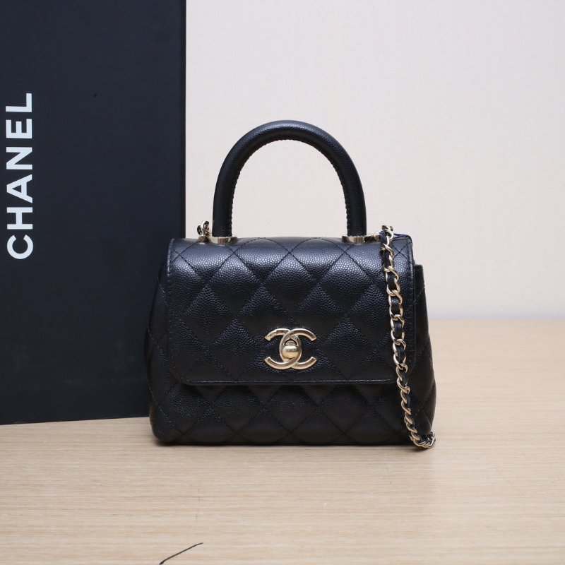 CHANEL CocoHandle15.5黑色荔枝牛皮鐳射標金扣肩背包-0