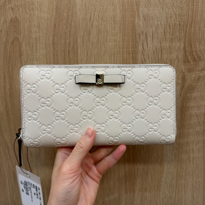Gucci 白牛皮金釦拉鏈12卡長夾-0