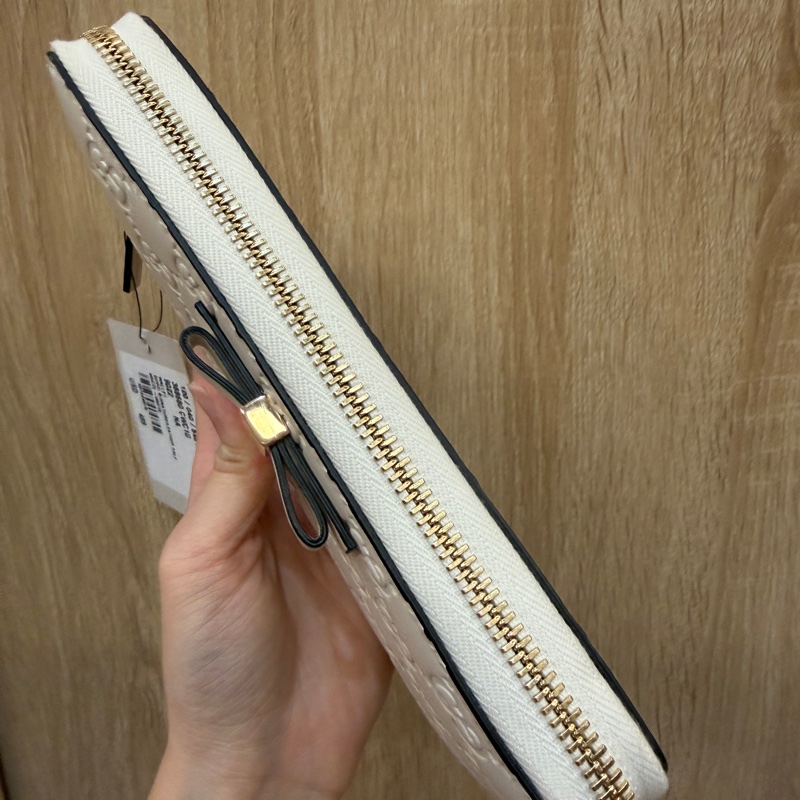Gucci 白牛皮金釦拉鏈12卡長夾-5