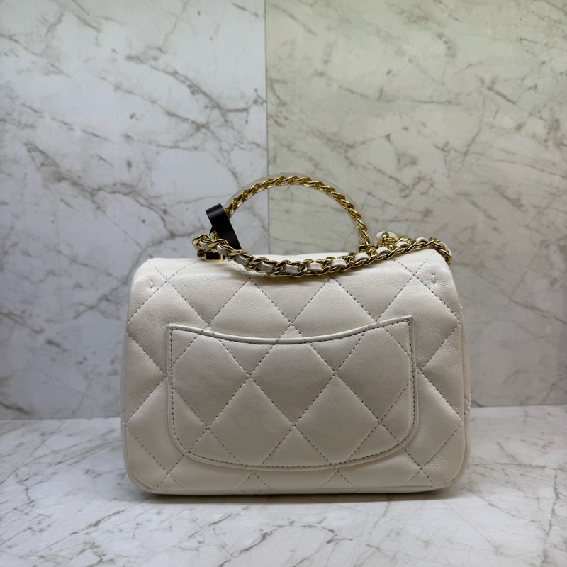 CHANEL白色金釦透明手柄都蓋包/晶片-2