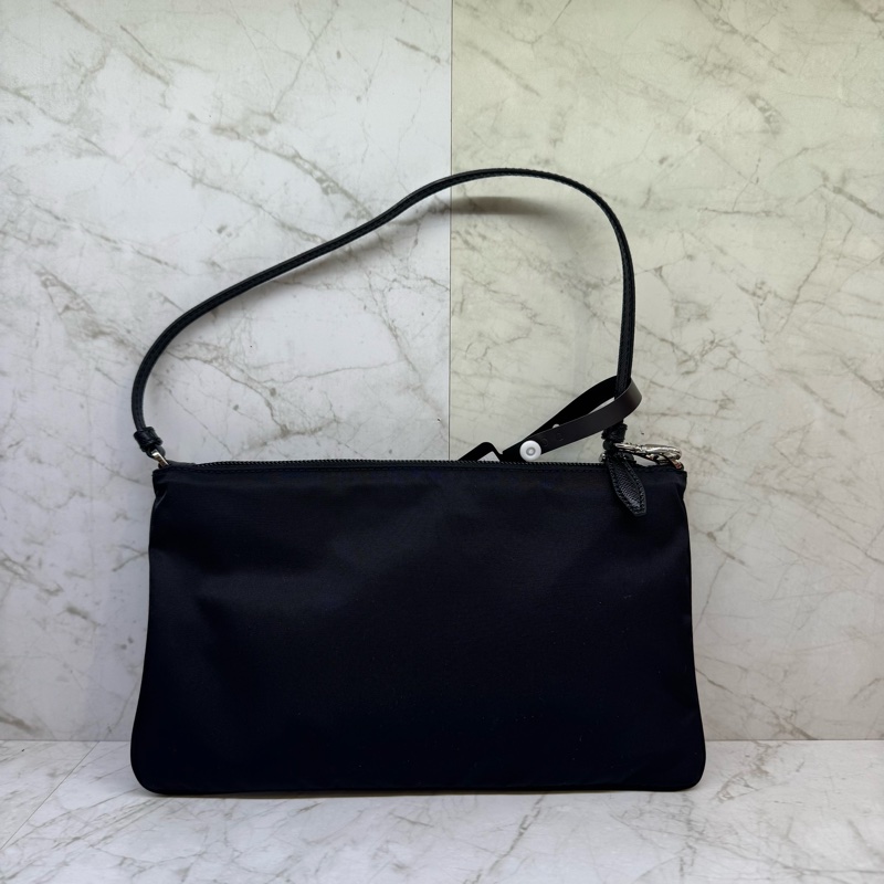 PRADA 黑色尼龍L0GO手提包-3