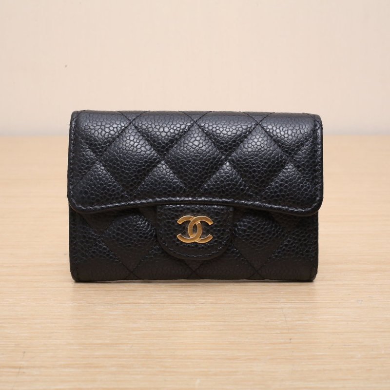 CHANEL CF短款口蓋錢包無後拉鏈11.5黑色荔枝牛皮28開金扣肩背包-1