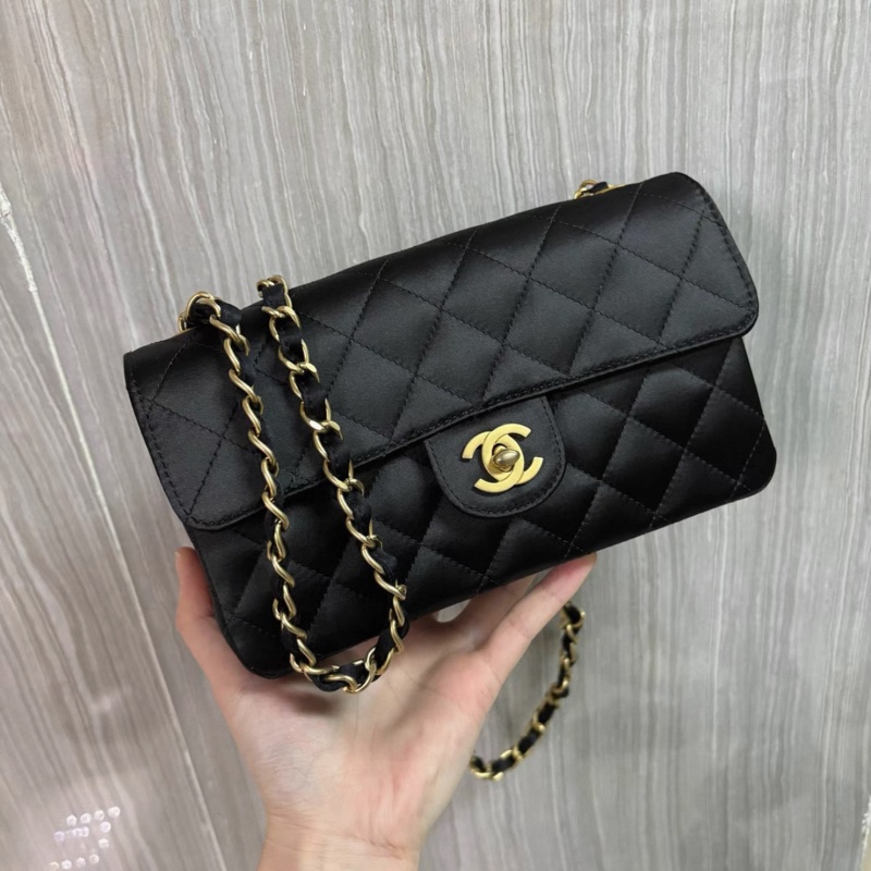 Chanel classic flag-0