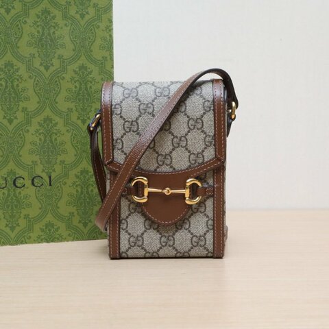 GUCCI Horsebit馬銜扣三角插扣手機包烏木色PVC金扣肩背包