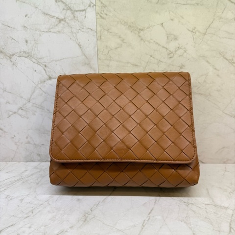 BV金棕色大編翻蓋包