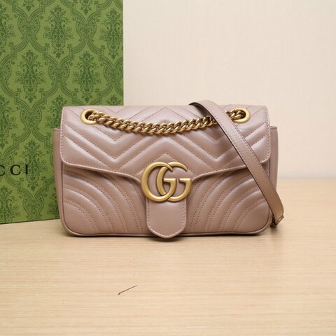 GUCCI GGMarmont肩背包小號26豆沙粉牛皮金扣肩背包