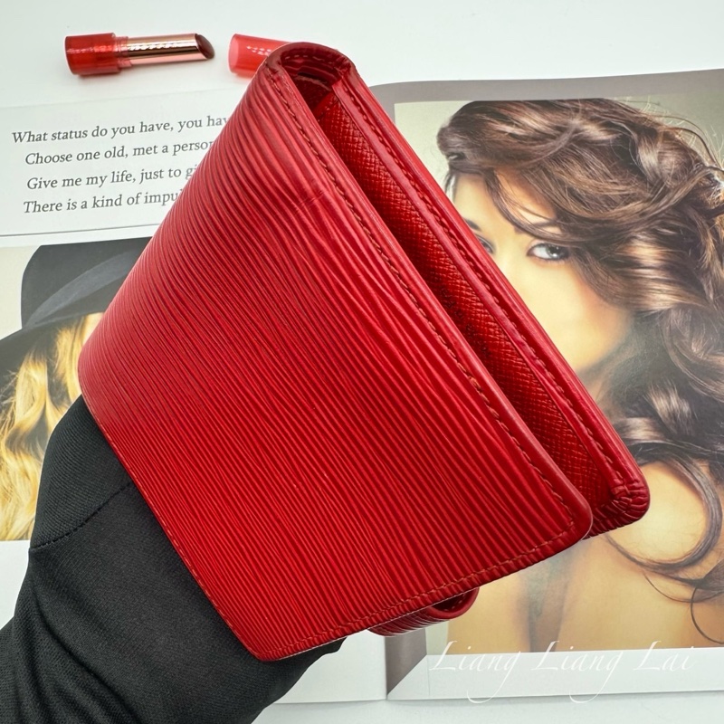 Louis Vuitton 經典EPI牛皮水波紋對折扣式紅色短夾-12