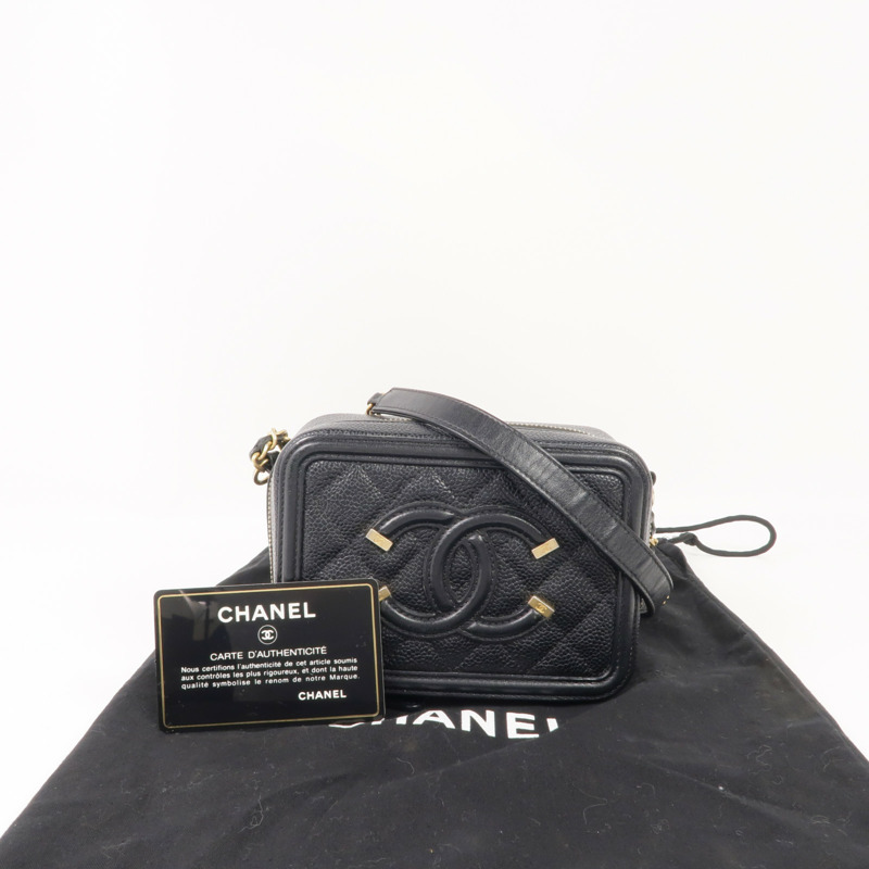 CHANEL 牛皮皮革Filigree Camera Bag金扣鏈帶肩背袋-16