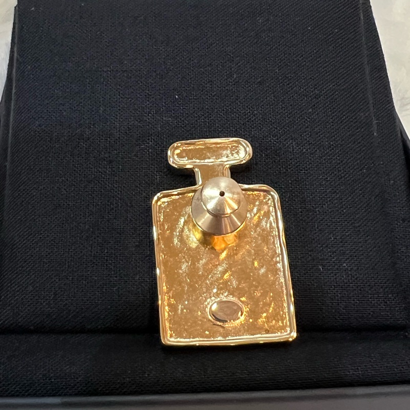 Chanel小香香奈兒皮革金屬香水瓶胸針（全新閒置品）-1