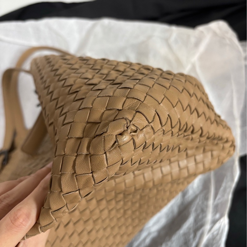 bv 淺棕色編織大號tote 手提包 單肩包-4