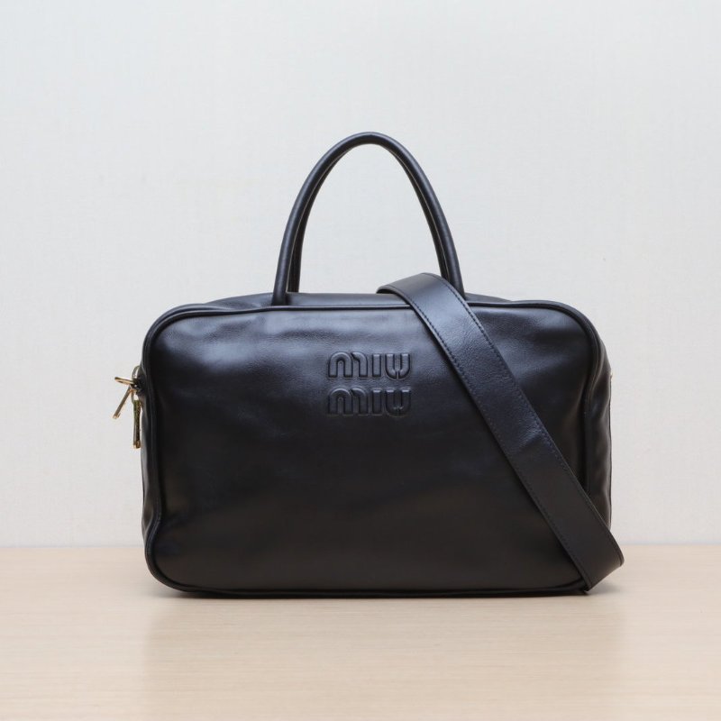 MIU MIU Arcadie35黑色牛皮肩背包-0