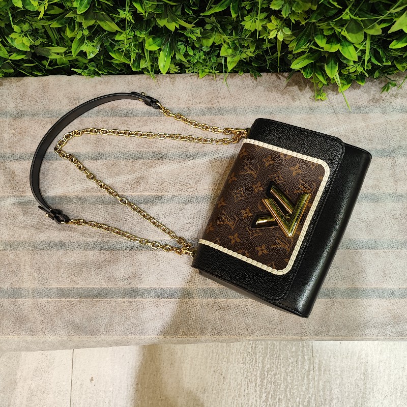 Louis Vuitton Twist MM-1