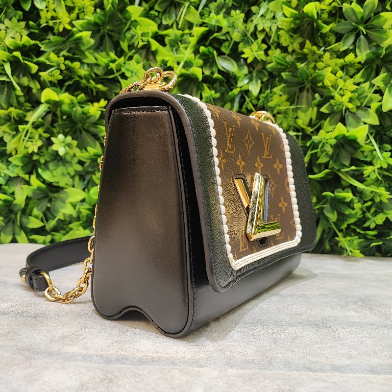 Louis Vuitton Twist MM-4