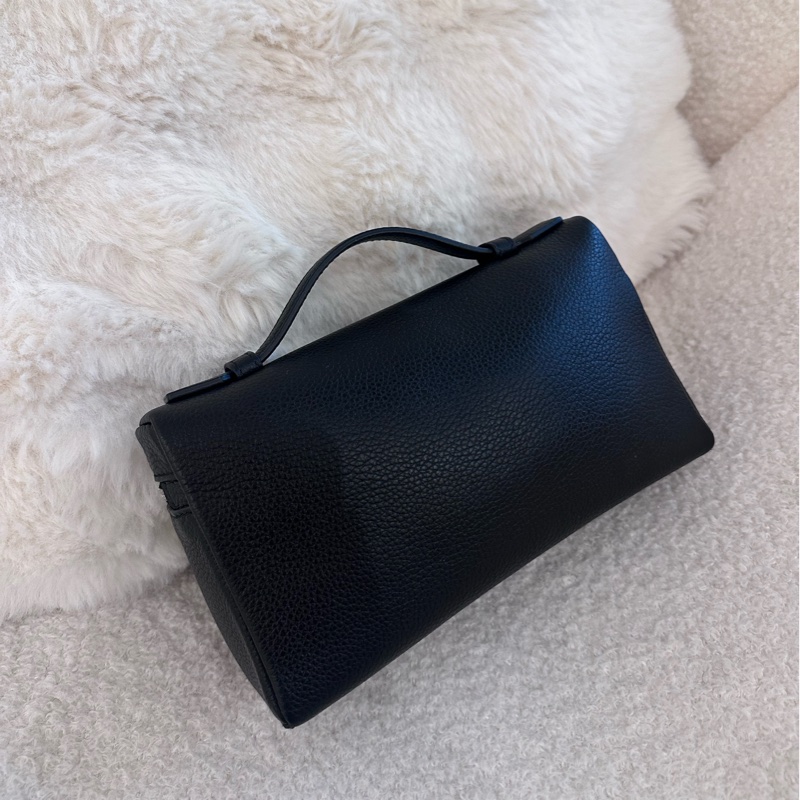 【全🆕】LP Loro Piana ExtraPocket L19 一代銀扣 飯盒包手提包單肩包 午夜藍-1