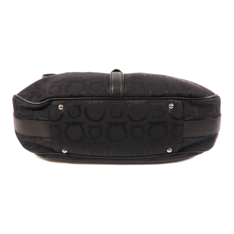 黑色 帆布 Gancini 肩背包【Salvatore Ferragamo 菲拉格慕】 EX-21/6843-4