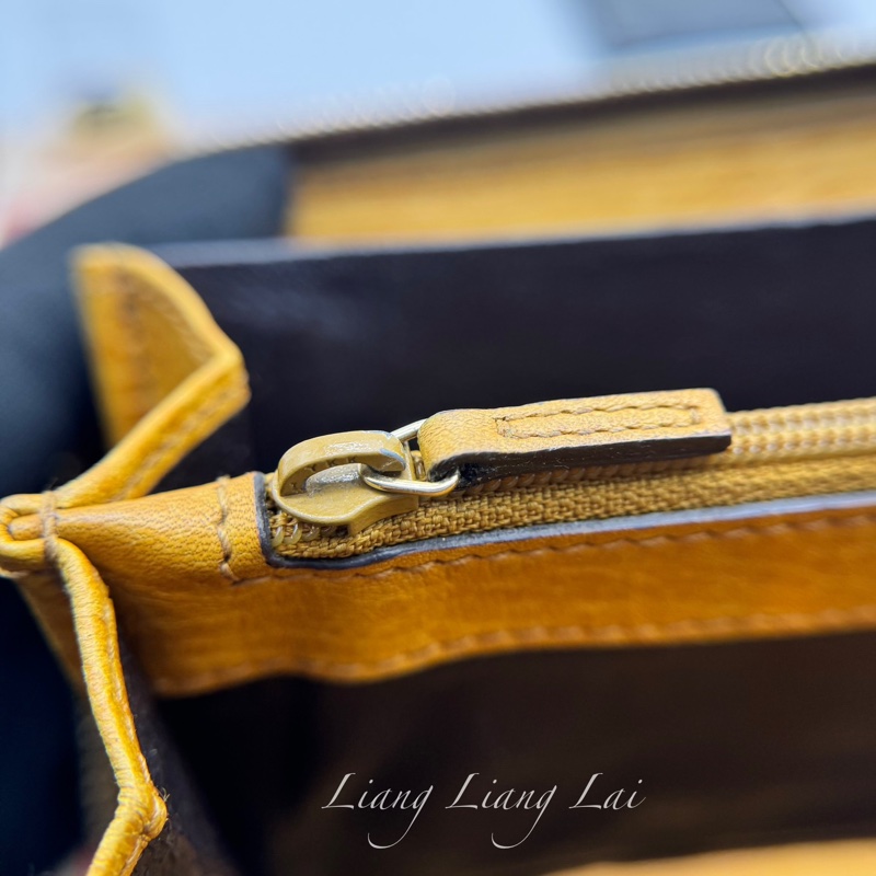 GUCCI 古馳 雙G壓紋竹節流蘇拉鏈棕色長夾-25