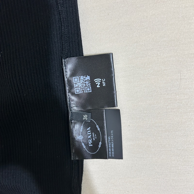 PRADA 羊毛高領針織上衣-2