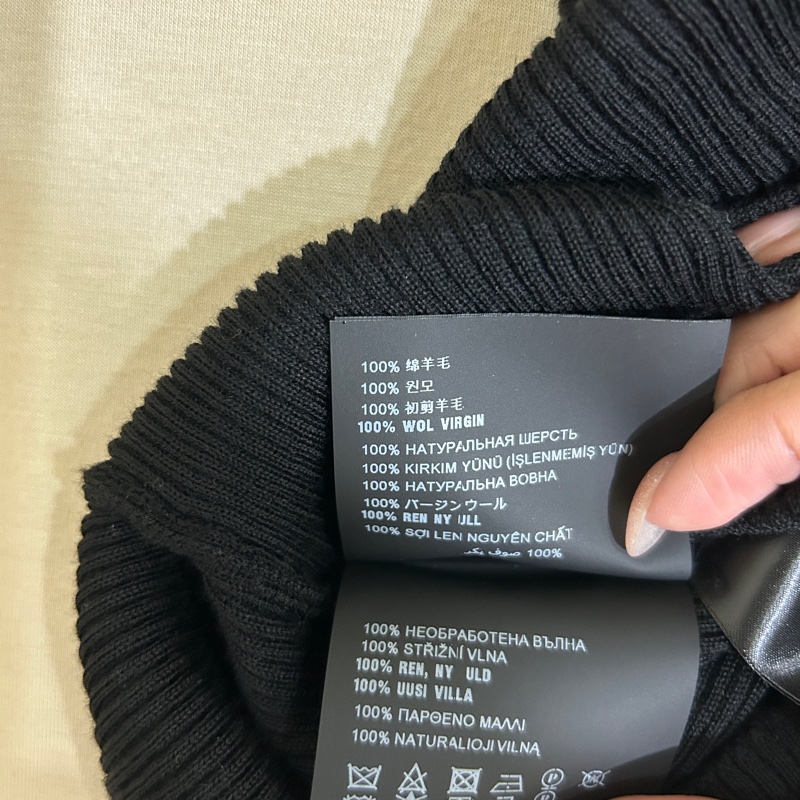 PRADA 羊毛高領針織上衣-3